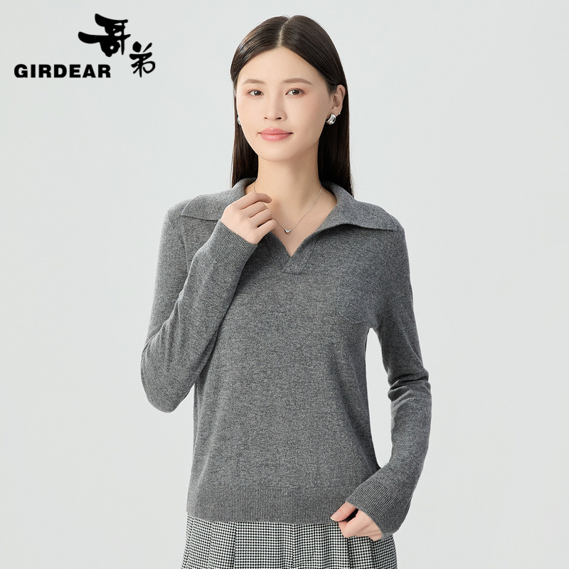 哥弟  气质经典V型翻领宽松长袖套头针织衫1399744