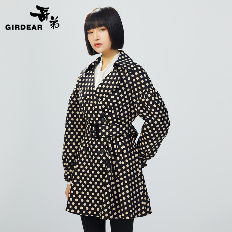 哥弟  波点双排扣X型收腰风衣外套1400513