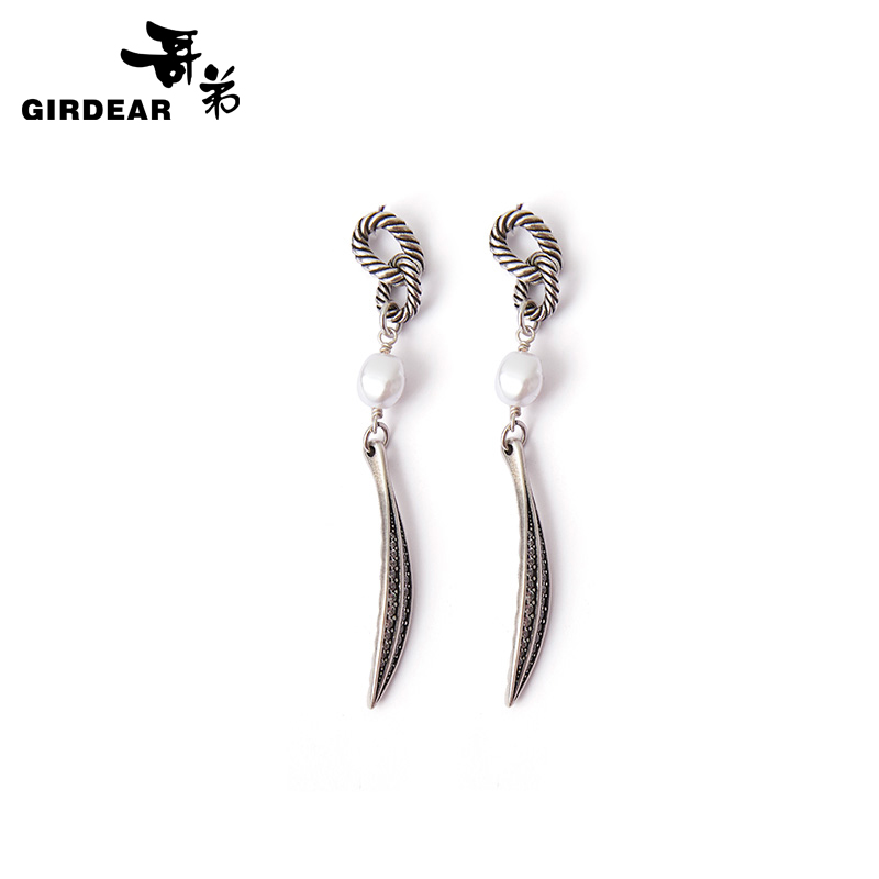 哥弟 复古精致珍珠拼接羽毛耳钉190003