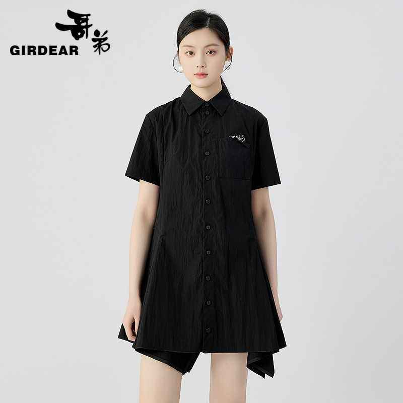 哥弟  方领不规划设计感短袖连衣裙150006
