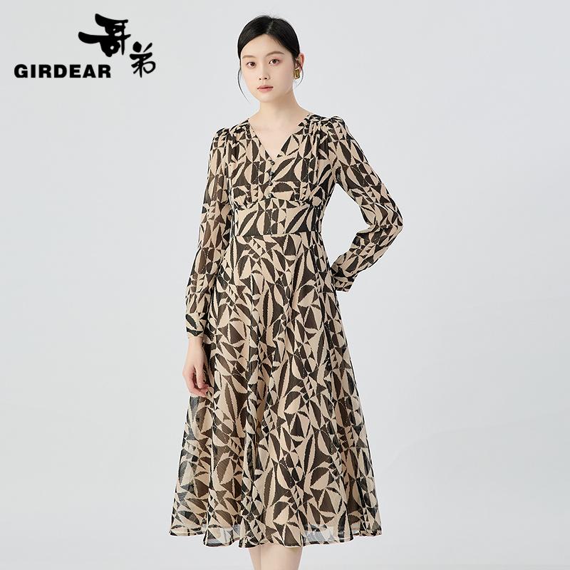 哥弟  高级印花V领中袖洋装150024