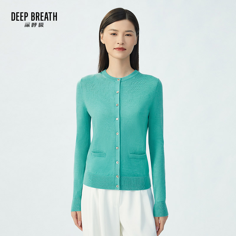 DEEP BREATH深呼吸 圆领羊毛开衫假口袋装饰针织衫外套A400462