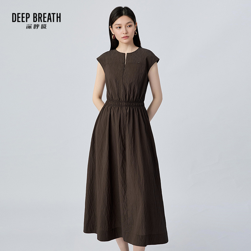 DEEP BREATH深呼吸女装 新款简约圆领收腰造型小飞袖连衣裙A500608